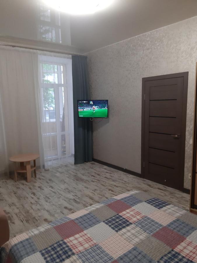 1 Stop From Railway Station Apartment เคียฟ ภายนอก รูปภาพ