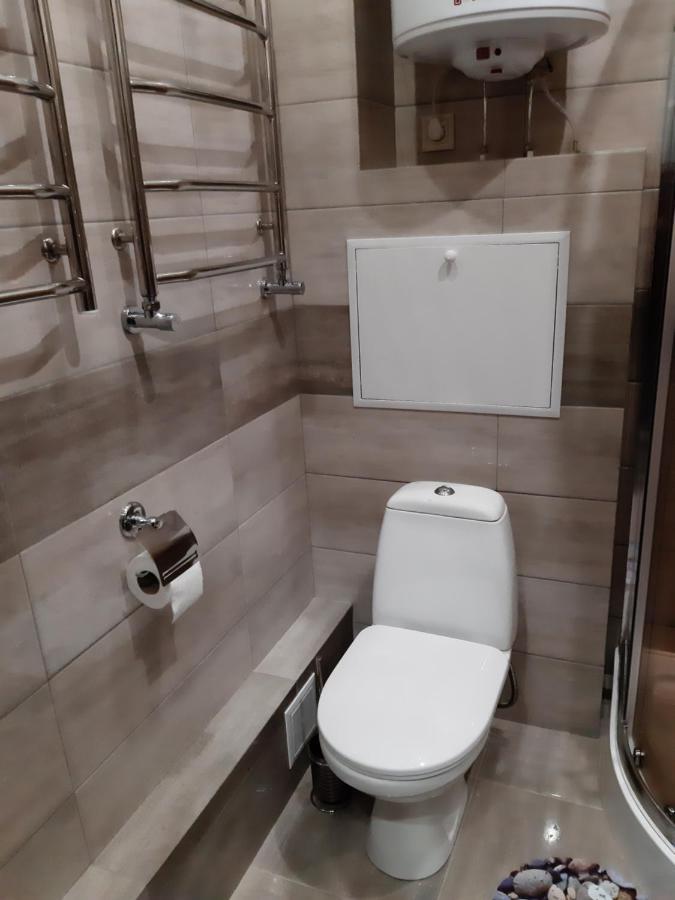 1 Stop From Railway Station Apartment เคียฟ ภายนอก รูปภาพ